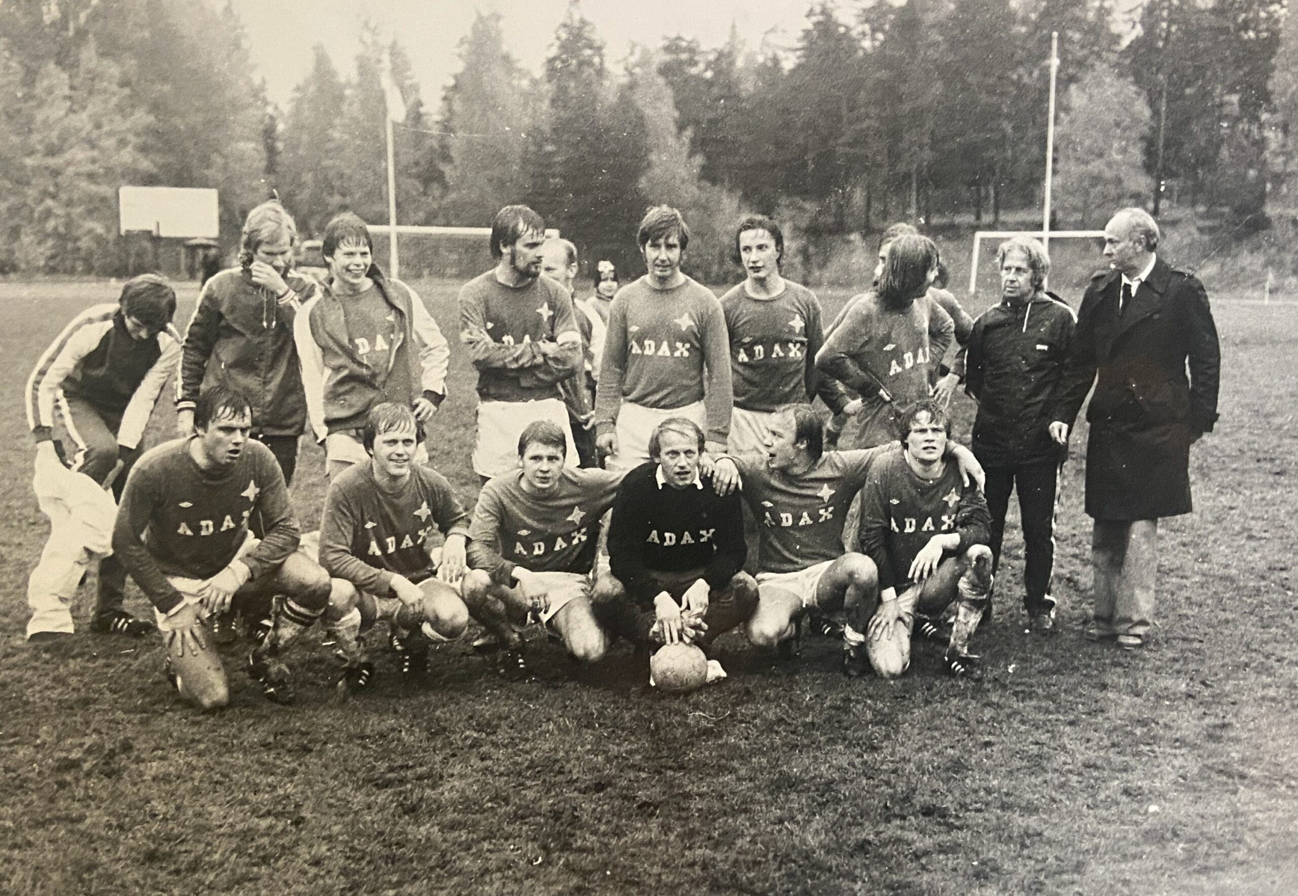 GrIFK - Hirvensalon Heitto sarjanousu 1977