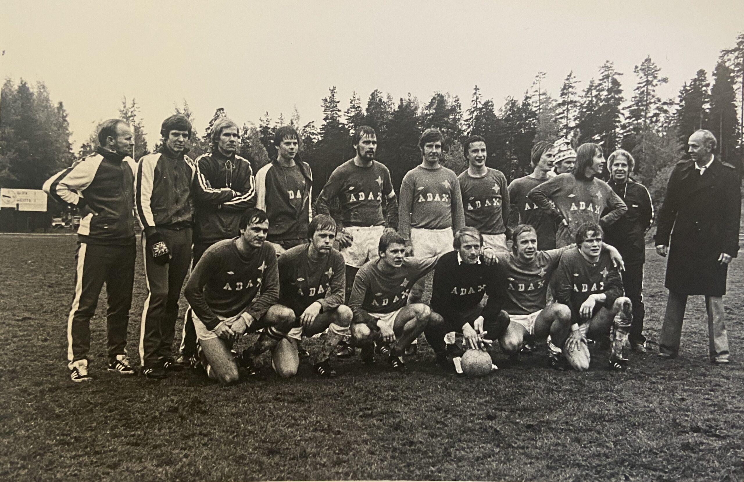 GrIFK - Hirvensalon Heitto sarjanousu 1977